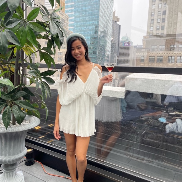 Alice and Olivia White At First Romper Small - Picture 5 of 5